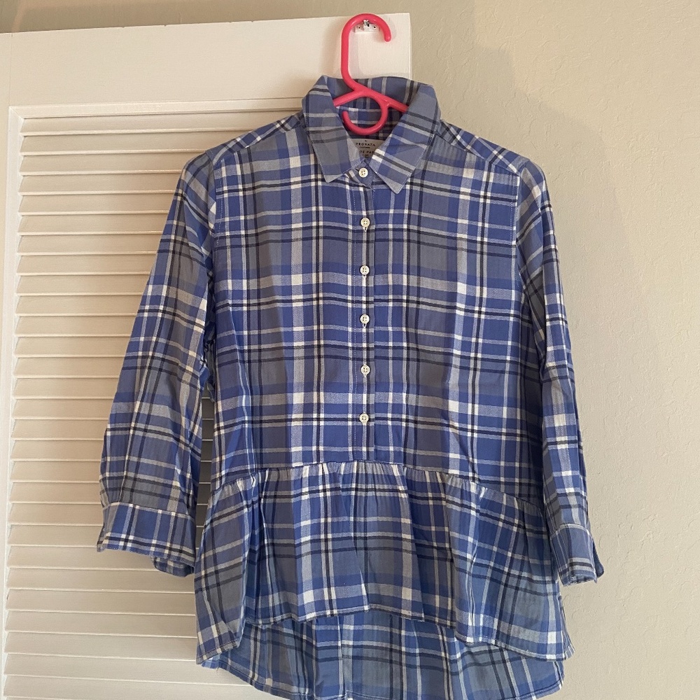 NEW- Birds of Paradis by Trovata Plaid Button Up